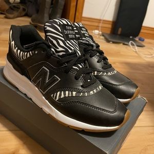 Woman New Balance 997H
